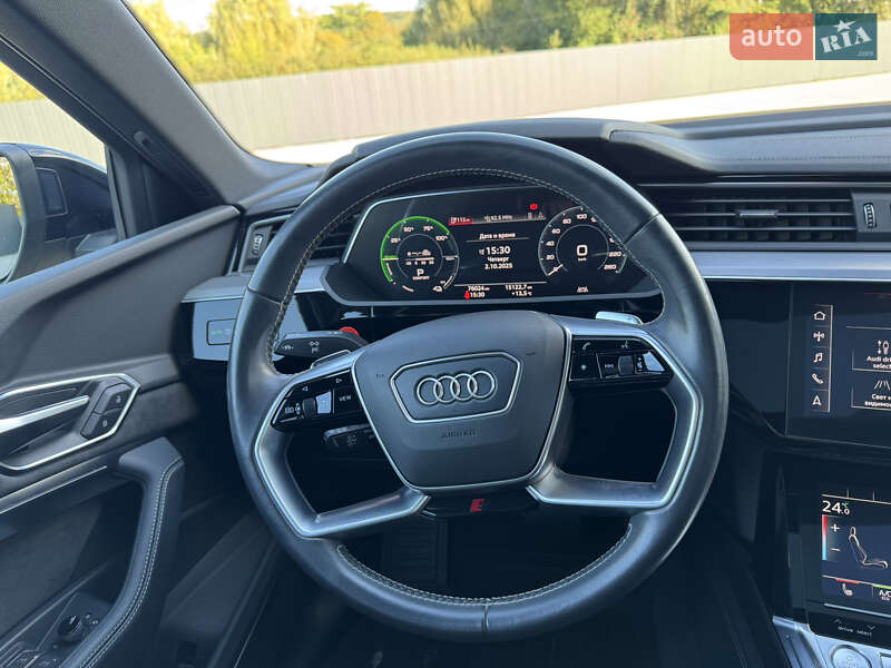 Позашляховик / Кросовер Audi e-tron 2020 в Мукачевому