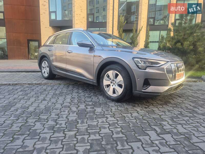 Позашляховик / Кросовер Audi e-tron 2020 в Хмельницькому