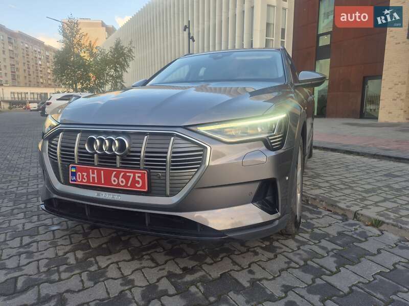 Позашляховик / Кросовер Audi e-tron 2020 в Хмельницькому