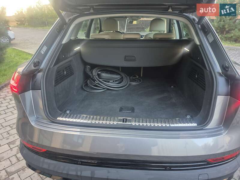 Позашляховик / Кросовер Audi e-tron 2020 в Хмельницькому