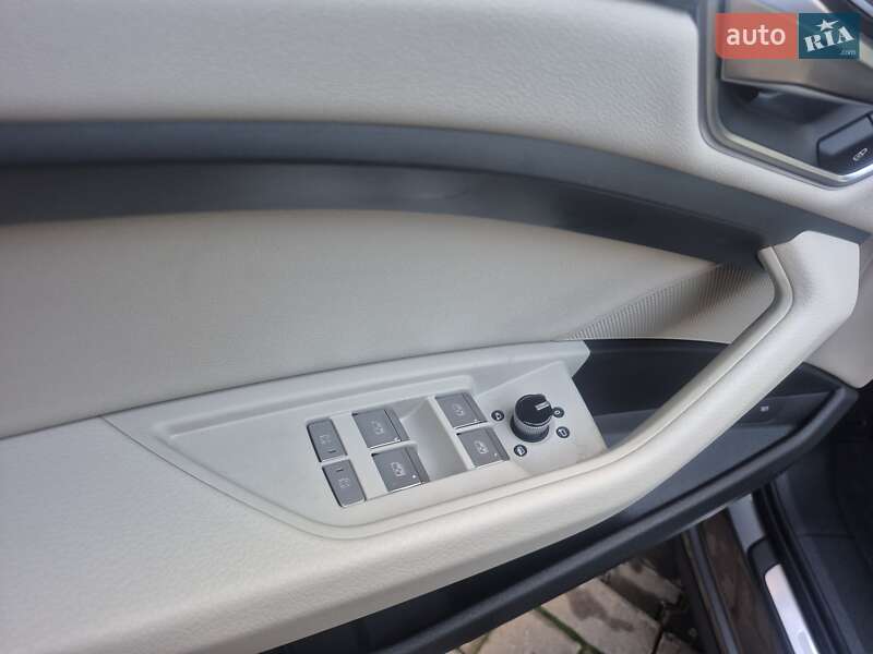 Позашляховик / Кросовер Audi e-tron 2020 в Хмельницькому