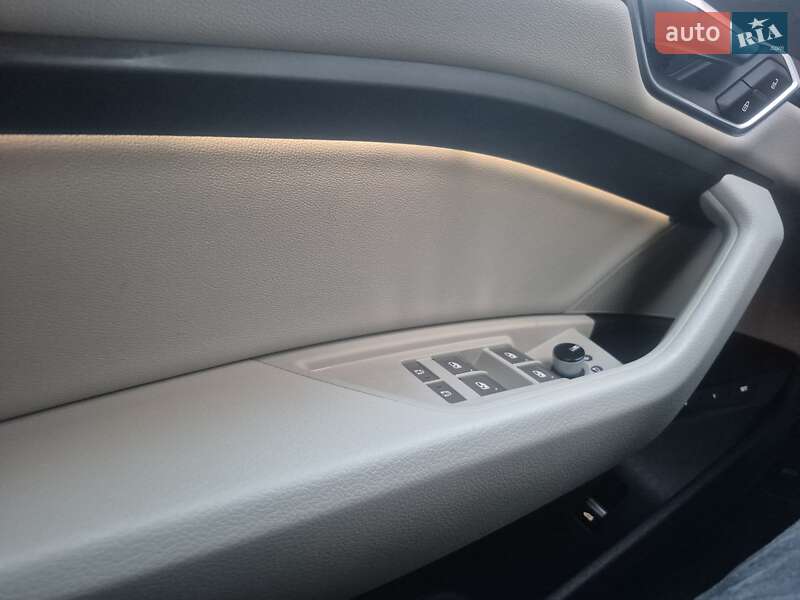 Позашляховик / Кросовер Audi e-tron 2020 в Хмельницькому