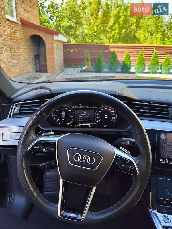 Позашляховик / Кросовер Audi e-tron 2021 в Радехові