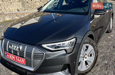 Позашляховик / Кросовер Audi e-tron 2020 в 