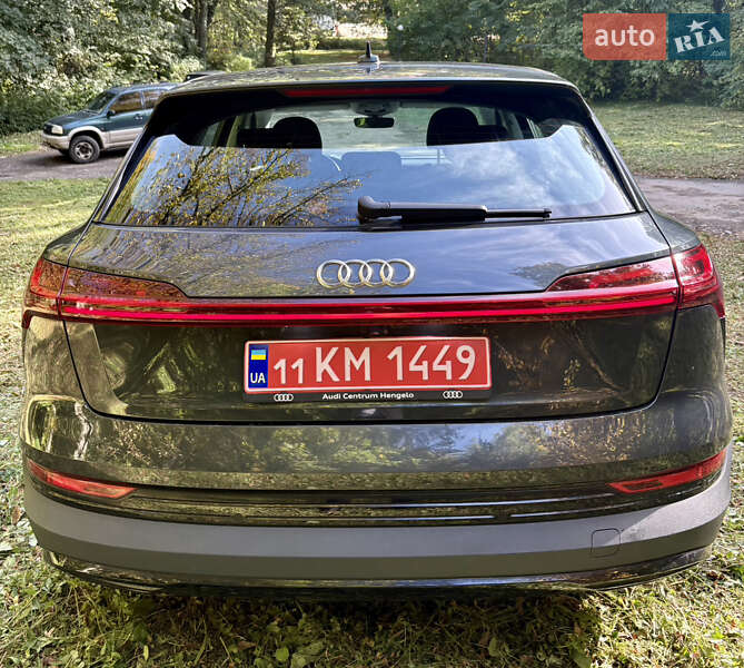 Внедорожник / Кроссовер Audi e-tron 2020 в Киеве