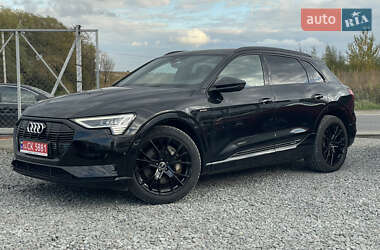 Внедорожник / Кроссовер Audi e-tron 2021 в 