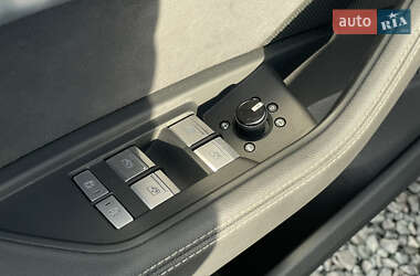 Внедорожник / Кроссовер Audi e-tron 2021 в 