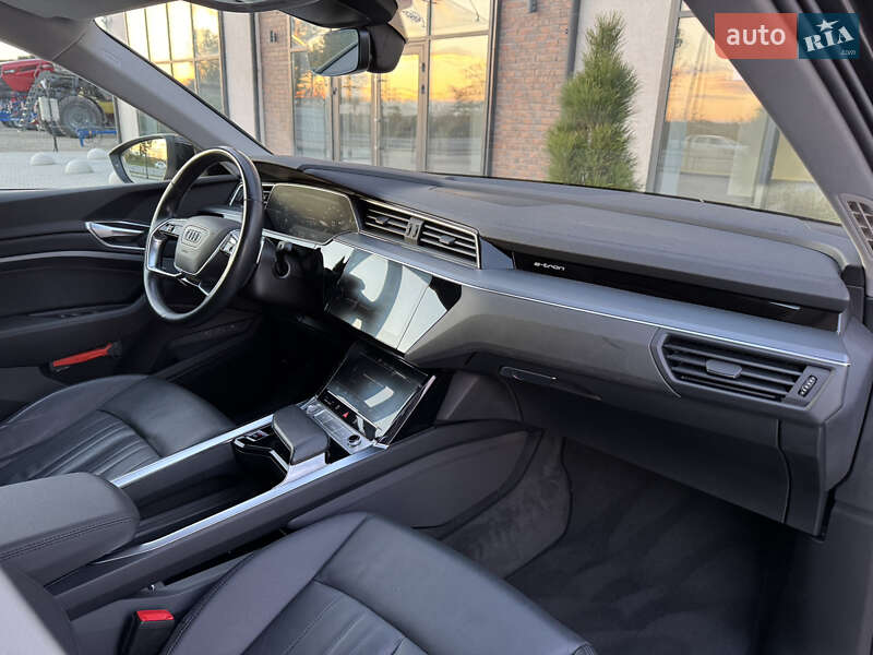 Позашляховик / Кросовер Audi e-tron 2020 в Тернополі