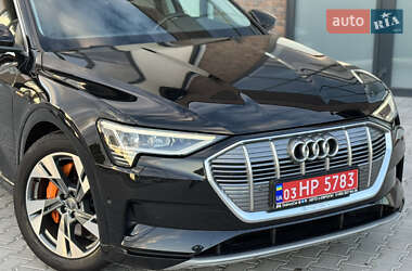 Внедорожник / Кроссовер Audi e-tron 2020 в 
