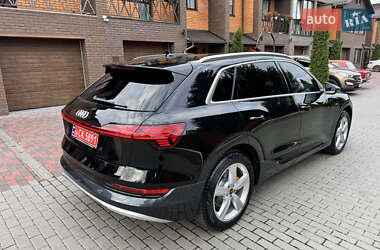Позашляховик / Кросовер Audi e-tron 2023 в  фото 9 Позашляховик / Кросовер Audi e-tron 2023 в