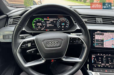 Позашляховик / Кросовер Audi e-tron 2023 в  фото 56 Позашляховик / Кросовер Audi e-tron 2023 в