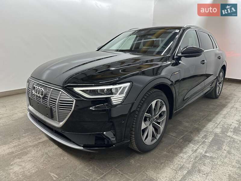 Audi e-tron 2022