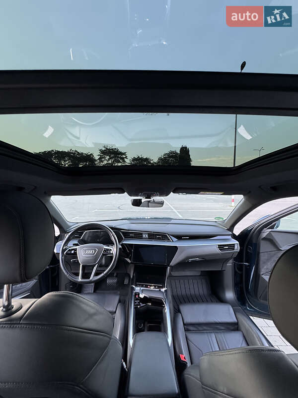 Внедорожник / Кроссовер Audi e-tron 2020 в Одессе фото 21 Внедорожник / Кроссовер Audi e-tron 2020 в Одессе