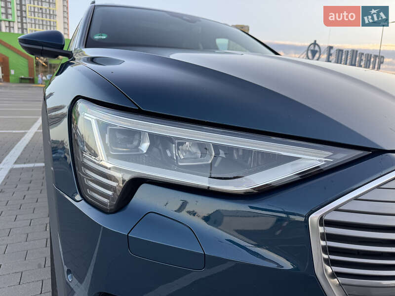Внедорожник / Кроссовер Audi e-tron 2020 в Одессе фото 13 Внедорожник / Кроссовер Audi e-tron 2020 в Одессе