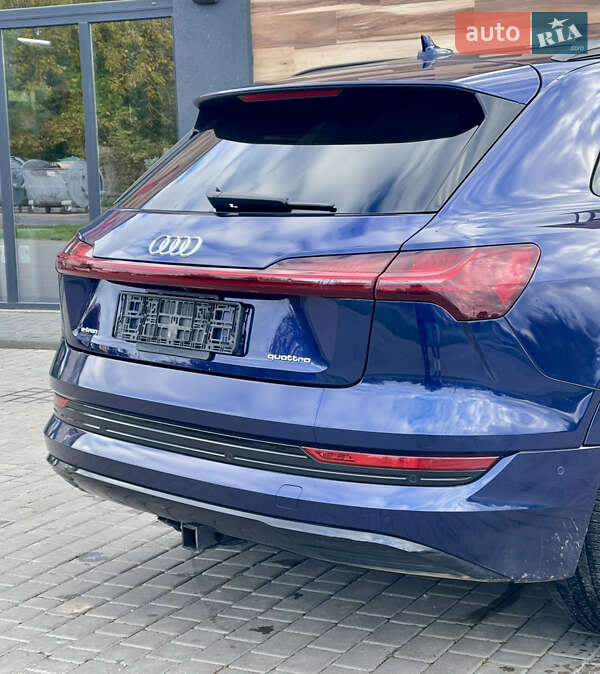 Позашляховик / Кросовер Audi e-tron 2021 в Києві