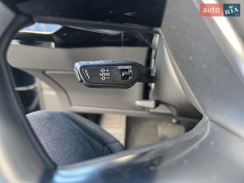 Внедорожник / Кроссовер Audi e-tron 2019 в Черновцах