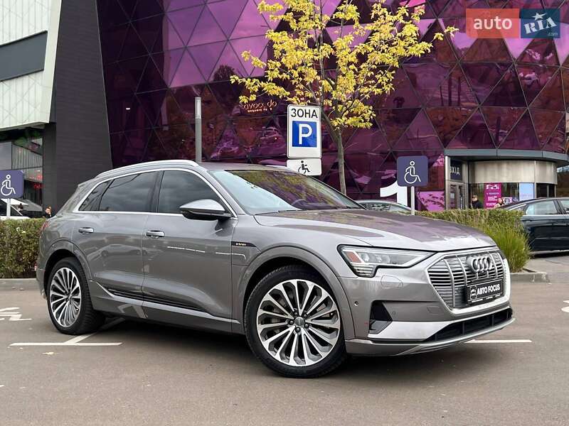 Audi e-tron 2019