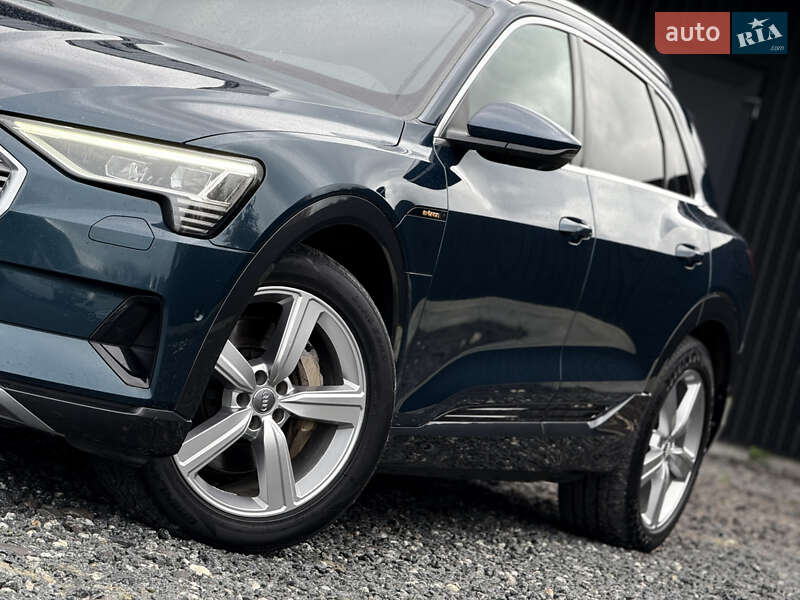 Позашляховик / Кросовер Audi e-tron 2019 в Дрогобичі