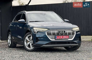 Позашляховик / Кросовер Audi e-tron 2019 в 