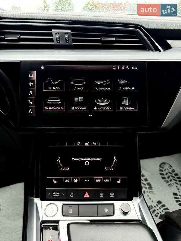 Позашляховик / Кросовер Audi e-tron 2019 в Дрогобичі