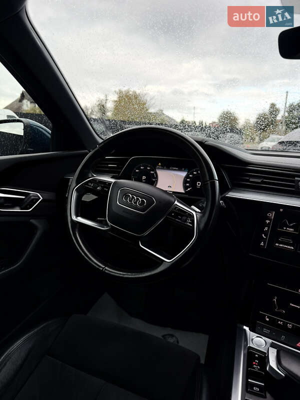 Позашляховик / Кросовер Audi e-tron 2019 в Дрогобичі