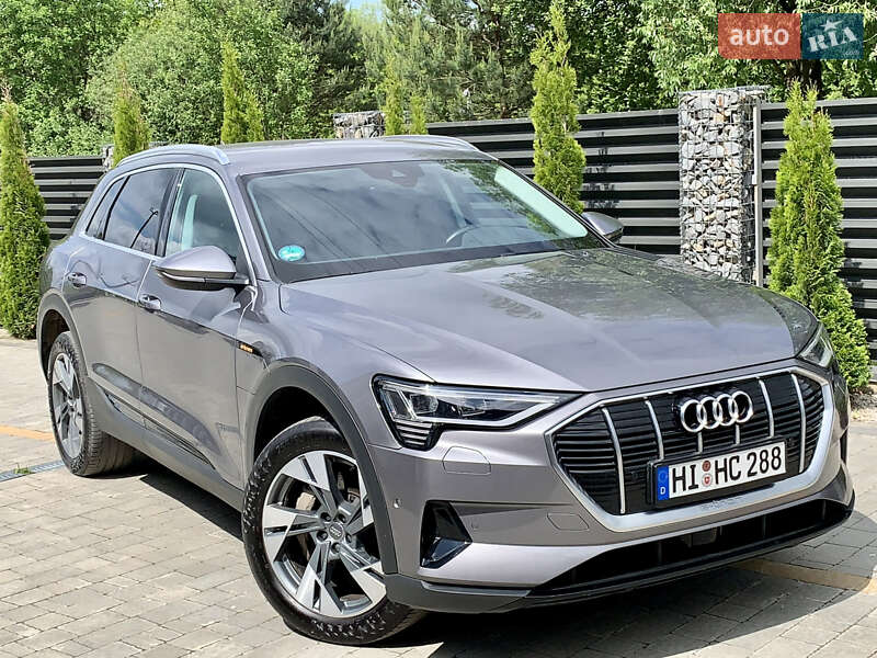 Audi e-tron 2019