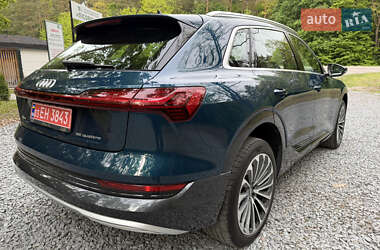 Позашляховик / Кросовер Audi e-tron 2019 в 