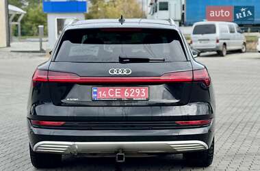 Позашляховик / Кросовер Audi e-tron 2019 в  фото 5 Позашляховик / Кросовер Audi e-tron 2019 в