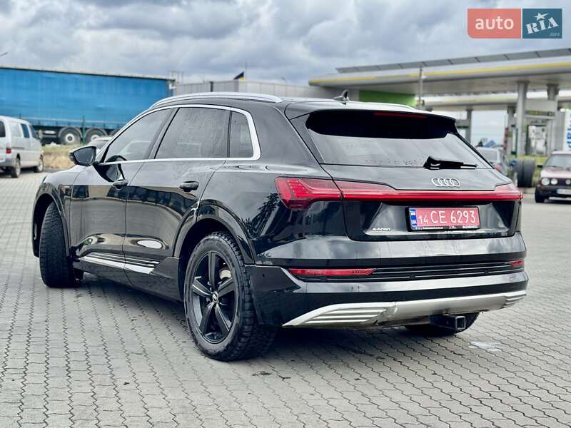 Внедорожник / Кроссовер Audi e-tron 2019 в Сарнах