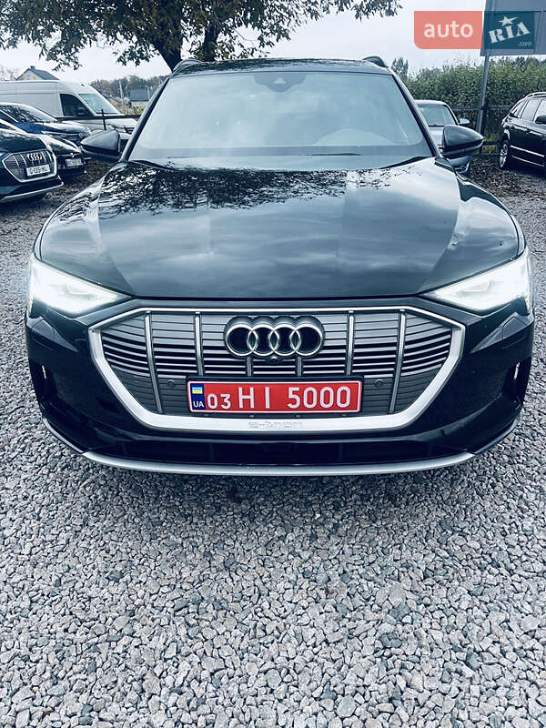 Позашляховик / Кросовер Audi e-tron 2019 в Бродах