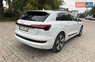 Внедорожник / Кроссовер Audi e-tron 2018 в 