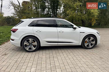 Внедорожник / Кроссовер Audi e-tron 2018 в 