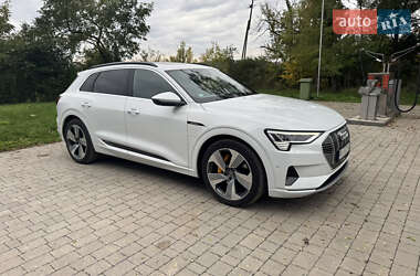 Внедорожник / Кроссовер Audi e-tron 2018 в 
