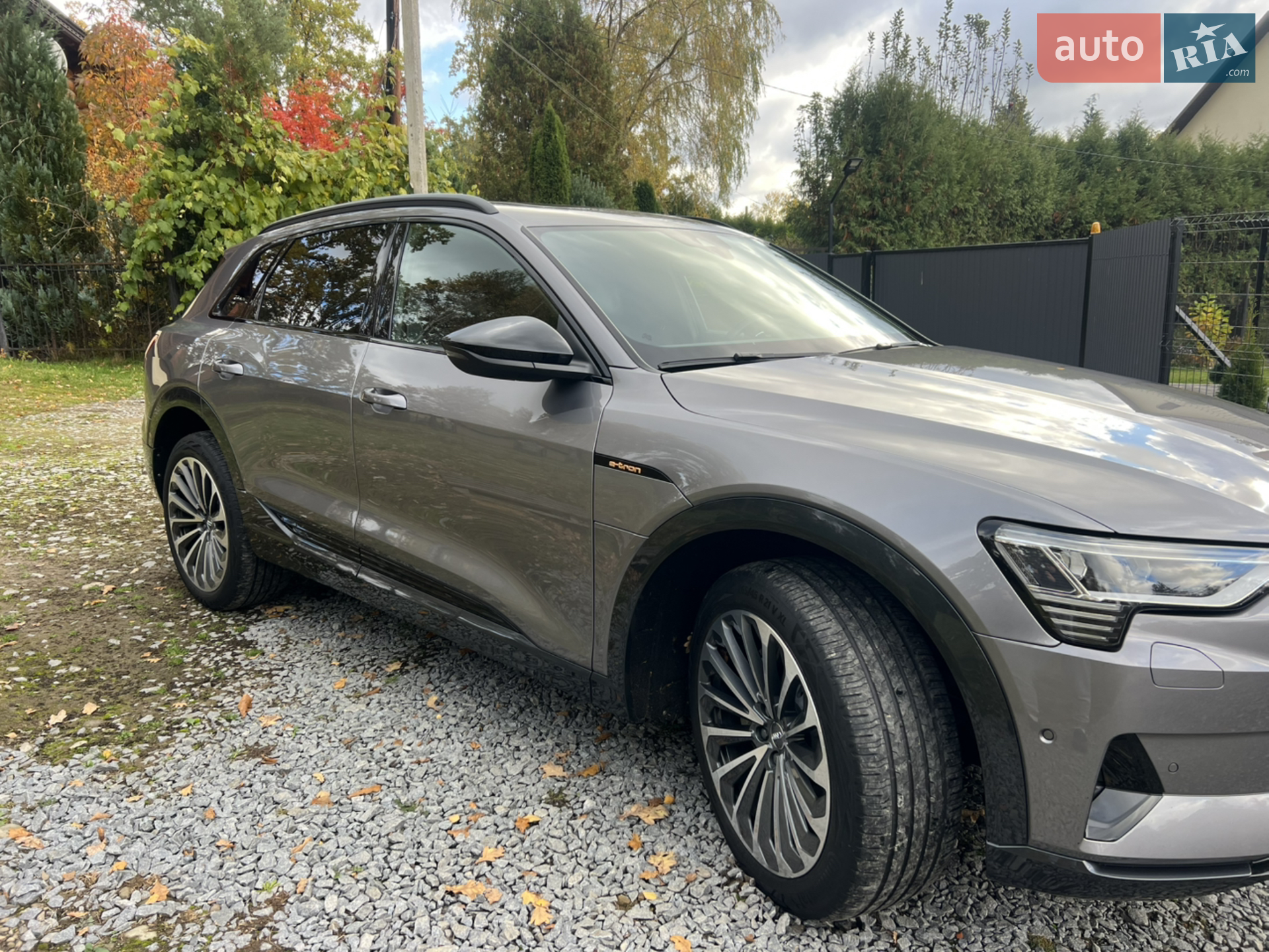 2020 Audi e-tron - мініатюра 5