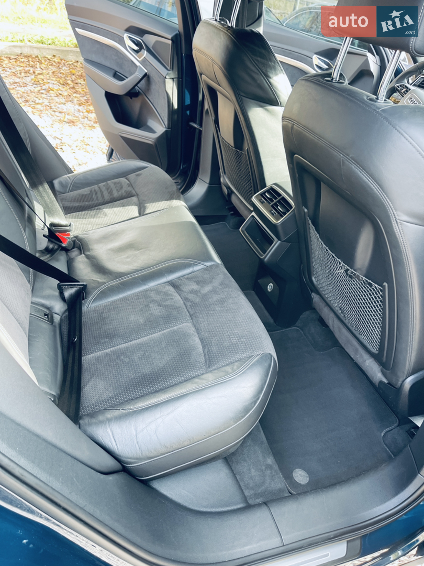 2019 Audi e-tron - мініатюра 18