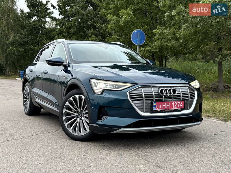 Позашляховик / Кросовер Audi e-tron 2021 в Києві