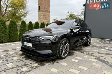 Позашляховик / Кросовер Audi e-tron 2020 в 