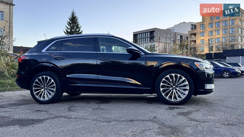 Позашляховик / Кросовер Audi e-tron 2019 в Львові