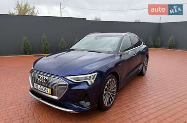 Позашляховик / Кросовер Audi e-tron 2021 в  фото 5 Позашляховик / Кросовер Audi e-tron 2021 в