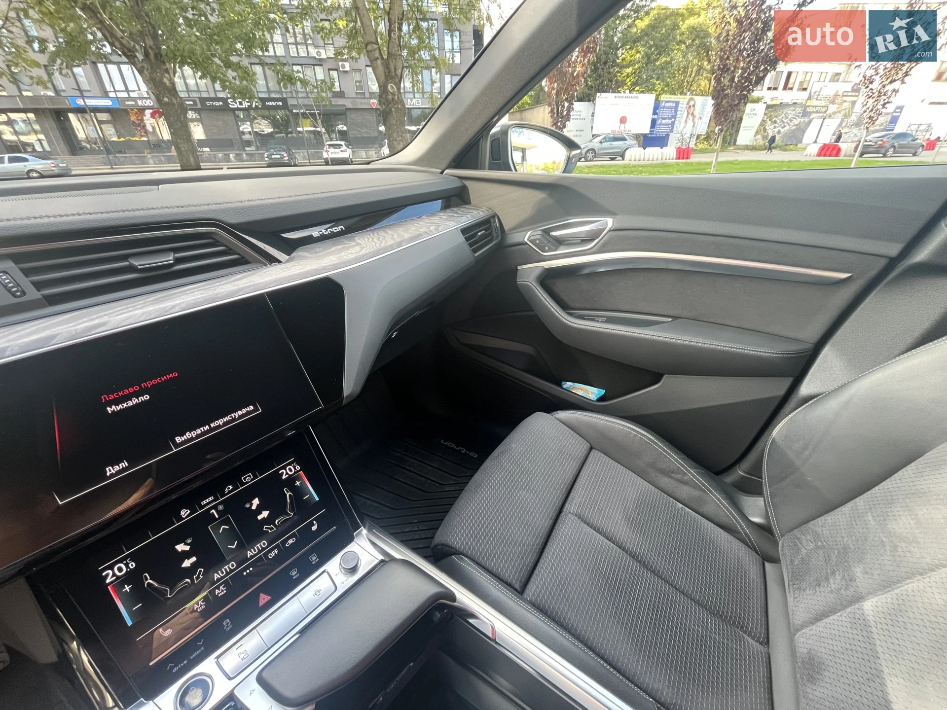 2023 Audi e-tron - мініатюра 17