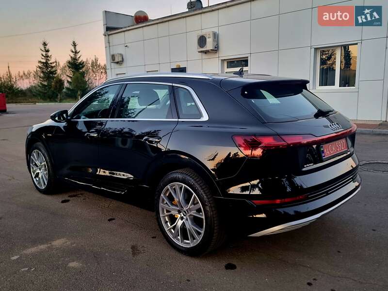 Позашляховик / Кросовер Audi e-tron 2021 в Коломиї