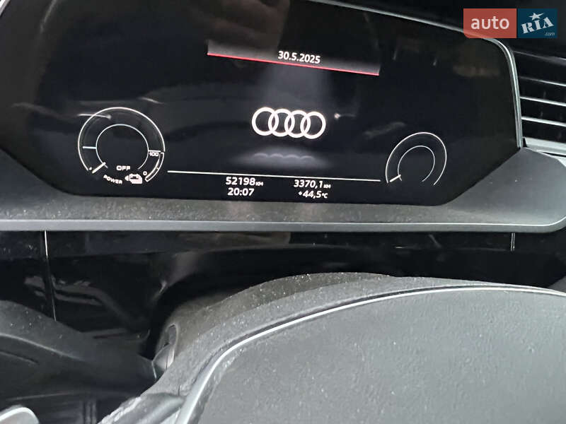 Позашляховик / Кросовер Audi e-tron 2022 в Вінниці