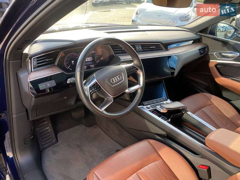 Внедорожник / Кроссовер Audi e-tron 2022 в Львове фото 11 Внедорожник / Кроссовер Audi e-tron 2022 в Львове