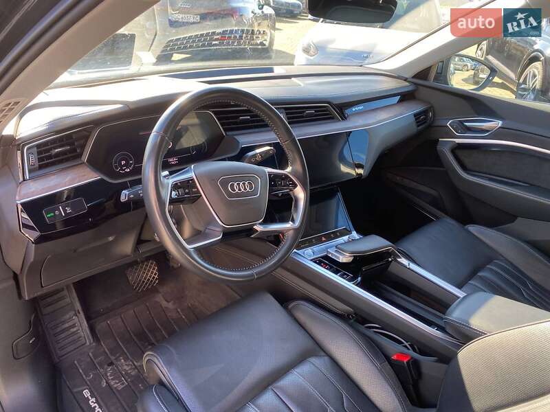 Внедорожник / Кроссовер Audi e-tron 2019 в Львове фото 11 Внедорожник / Кроссовер Audi e-tron 2019 в Львове