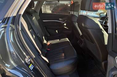 Позашляховик / Кросовер Audi e-tron 2019 в Львові