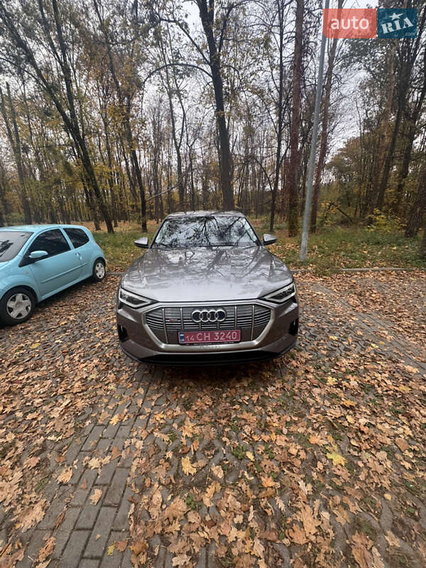 Позашляховик / Кросовер Audi e-tron 2021 в Харкові фото Позашляховик / Кросовер Audi e-tron 2021 в Харкові