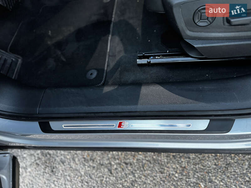 Позашляховик / Кросовер Audi e-tron 2020 в Бережанах