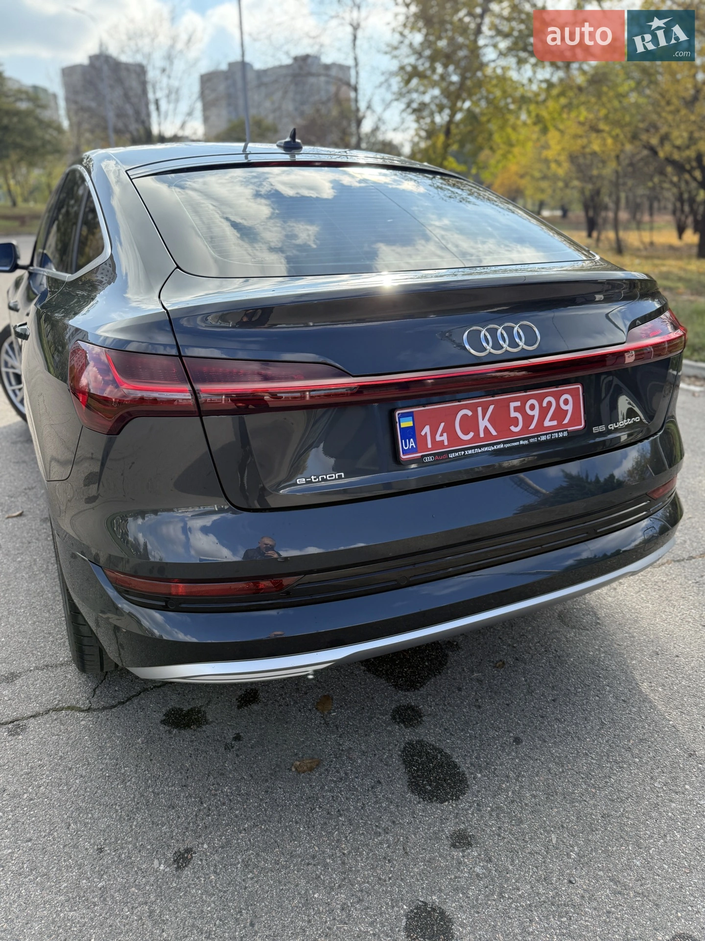 2022 Audi e-tron Sportback - мініатюра 11