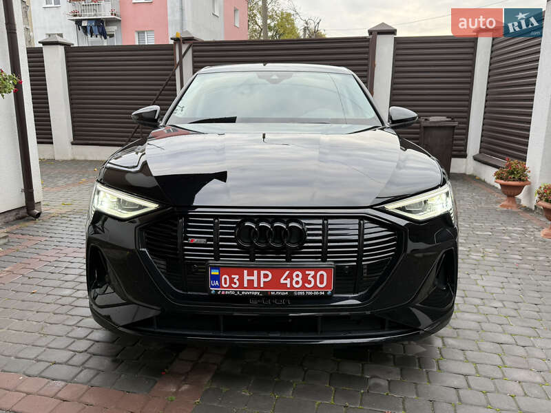 Позашляховик / Кросовер Audi e-tron 2022 в Луцьку