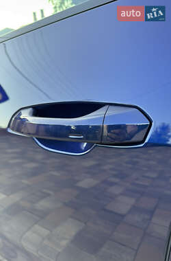 Позашляховик / Кросовер Audi e-tron 2022 в  фото 30 Позашляховик / Кросовер Audi e-tron 2022 в